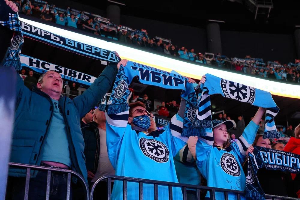 Фото Новосибирский ХК «Сибирь» уступил омскому «Авангарду» со счетом 2:5 4